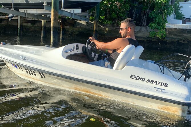 Ft. Lauderdale Mini Powerboat Rental. Canal, Yacht, Mansion Tour - Who should book this Fort Lauderdale boat ride