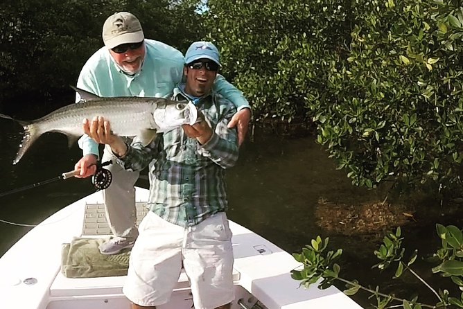 Golden Glare Fishing Charter with Experienced Captain - Key points for your fishing day
