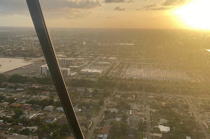 Guitar Hotel or Miami Dolphins Stadium Helicopter Tour - Where to meet and how to plan your day