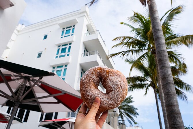 Handcrafted Donuts & Street Art: Wynwood's Most Unique Food Tour - The final stop at 1-800-Lucky