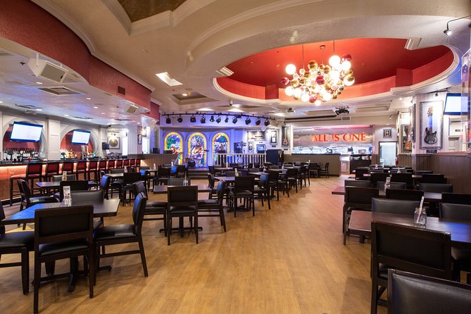 Hard Rock Cafe Miami - Parking and arrival tips at 401 Biscayne Boulevard