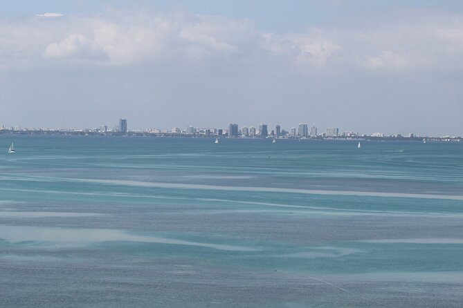 Haulover Beach Helicopter Tour in Miami - Why the three-passenger limit matters