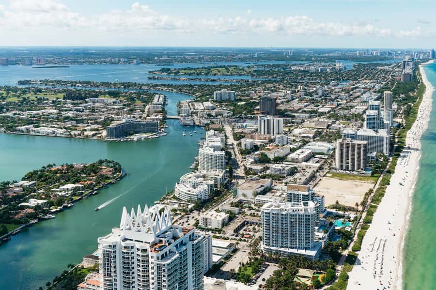 Helicopter Tour: Fort Lauderdale City and Beaches - DRV PNK Stadium and the return route