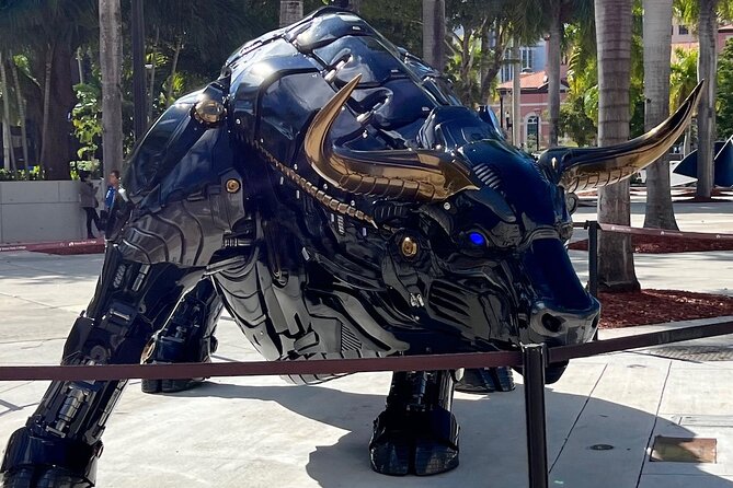 Hidden Gems of Downtown Miami Guided Walking Tour - The Miami Bull and modern financial Miami