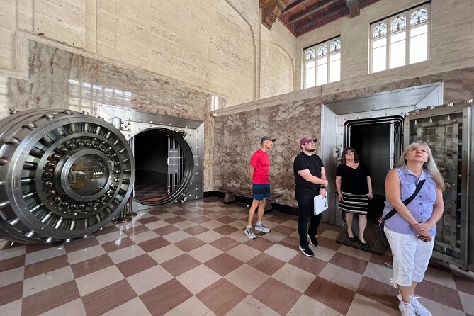 Hidden Gems of Downtown Miami Guided Walking Tour - Olympia Theater and the entertainment city