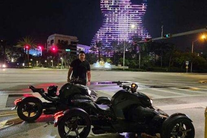 Hookah Bus Tour/Hard Rock Casino/Las Olas Ft. Lauderdale/Wynwood - Starting at Seminole Hard Rock Casino Hollywood