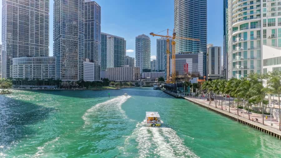 Hop-on Hop-off Water Taxi in Miami and Miami Beach - Key points at a glance