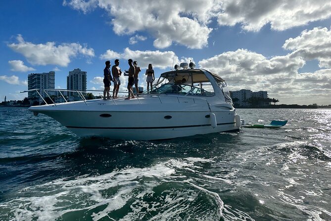 Island Fun Yacht Rental in Miami Beach - Who will enjoy this yacht rental most