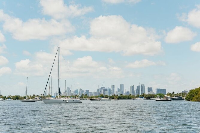Jet Ski Miami: Experience the Ultimate Water Fun - Why Biscayne Bay makes this ride worth considering