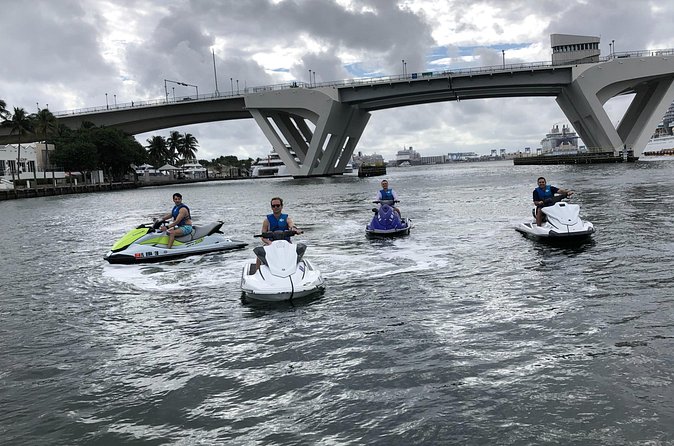 Jet Ski Ride in Fort Lauderdale Beach - Fuel, photos, and the real cost