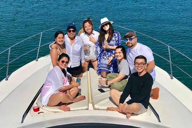 Jupiter Private Yacht Cruise with Captain/Stewardess - From Waterfront Estates to Jupiter Inlet Lighthouse