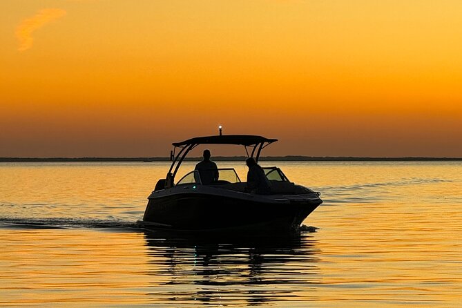 Key Largo Bay Dolphin Sunset Tour - Why the private group size matters