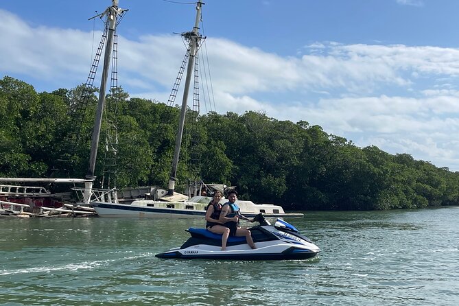 Key Largo Jetski Rental for 2 - Arriving at 107900 Overseas Highway