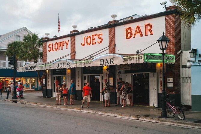 Key West Day Trip from Miami: Scenic Drive & Free Time - Group size and the pickup question