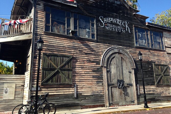 Key West Day Trip from Miami: Scenic Drive & Free Time - Who should book this Key West day trip?