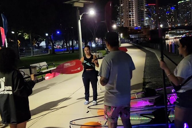 L.E.D. Light Kayak Miami City Lights - The guides make the difference
