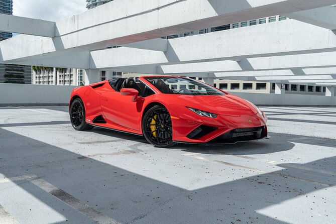 Lamborghini Huracan Spyder - Supercar Driving Experience in Miami - What the Miami supercar experience is really like