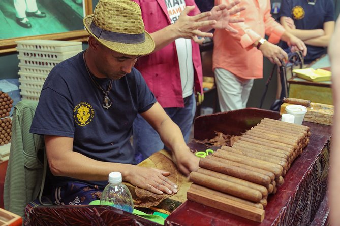 Little Havana Food Tour: Discover Iconic Cuban Cuisine in Miami - Maximo Gomez Domino Park and neighborhood life
