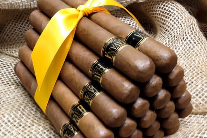 Little Havana Miami: Classic Cars, Cigar Factory, Coffee and more - What the experience is worth