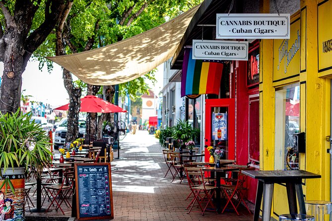 Little Havana Small Group Walking Tour - Cuban cigars and local artwork