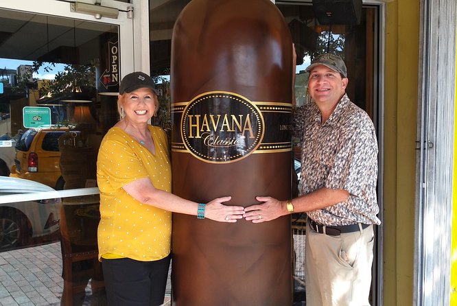 Little Havana Tour Private Cuban Podcaster Art, Museums, Music - Art and Live Performance at Cubaocho