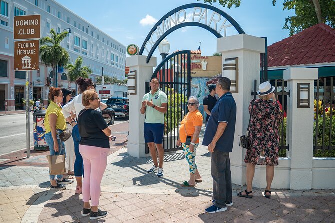 Little Havana Walking Tour – Food Tastings, Traditions & Music - Party Cake Bakery and the daily Cuban bite