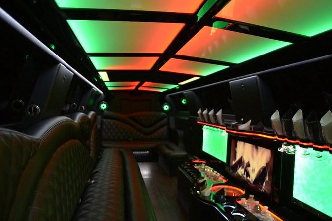 Luxury Party Bus Limo in Miami - How it compares with ordinary rideshares