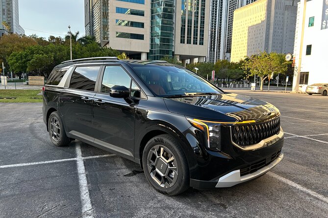 Luxury Transportation Service in Miami - The 20 to 35 minute drive to Port of Miami