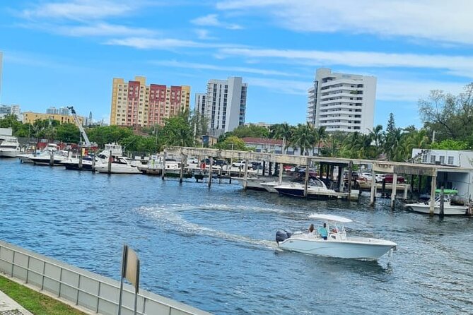 Luxury Transportation Service in Miami - Comfort for families and luggage-heavy groups