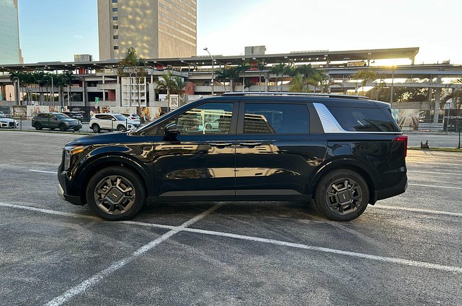 Luxury Transportation Service in Miami - Why the private group format matters