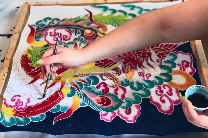 Make and Paint a Malaysian Batik Scarf in Aventura, Florida - Key points to know before booking