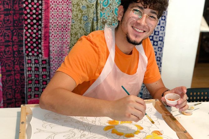 Make and Paint a Malaysian Batik Scarf in Aventura, Florida - Is $109 a fair price for three hours?