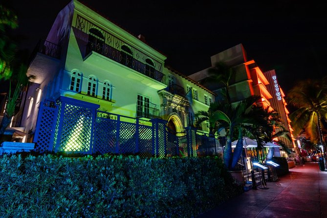 Menace, Murder & Malice: Miami Ghost Tours - Starting Under the Palms at Lummus Park