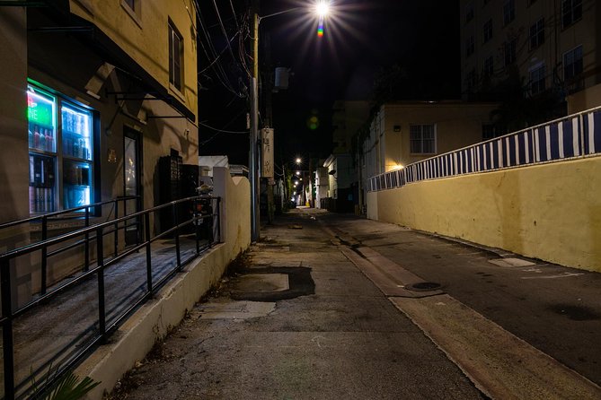 Menace, Murder & Malice: Miami Ghost Tours - The School Story and Its Boundaries