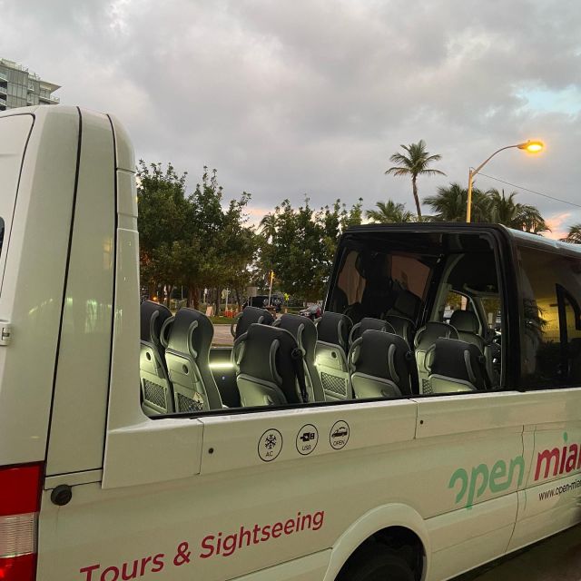 Miami: 2-Hour Guided Panoramic City Tour by Night - Art Deco Miami Beach by night