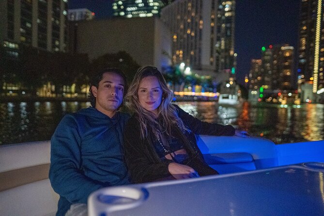 Miami: 2 Hour Private Yacht Cruise - Group size, comfort, and accessibility