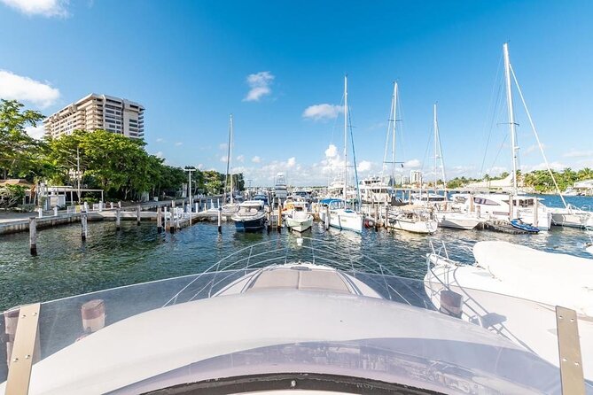 Miami 2 Hours Private Yacht Tour for 13 ppl on a 50 ft Yacht - The captain can make or break the outing