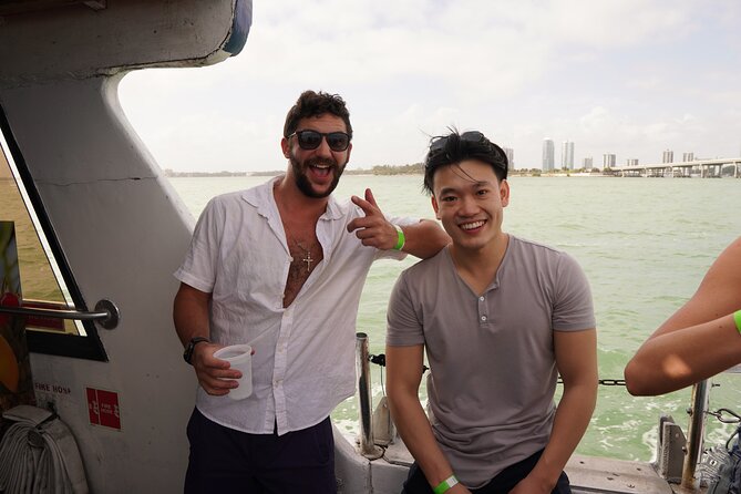 Miami: 3-Hours All Inclusive Party Boat Cruise - Three hours around Star Island