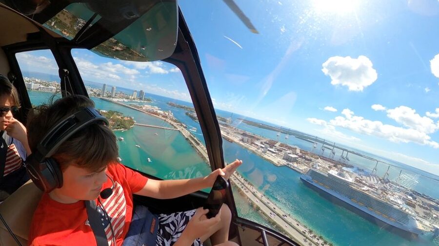 Miami: 30-Minute Helicopter Tour - Beach, Downtown & Islands - Coral Gables and Coconut Grove set the tone