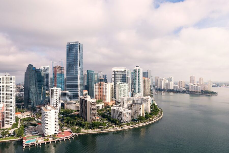 Miami: 30-Minute Helicopter Tour - Beach, Downtown & Islands - Who should book this flight?