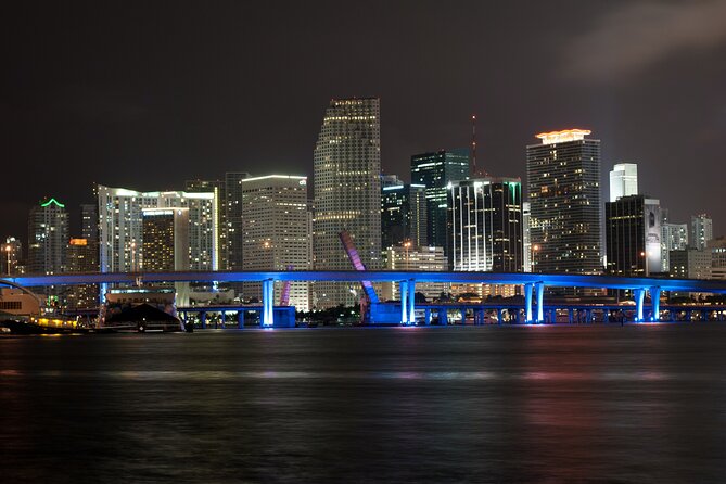 Miami: Adults Only Party Cruise with Two Drinks Included - What the $49 price really buys you