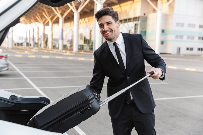 Miami Airport Private Transfer To Miami Beach - Your first hour in Miami starts at baggage claim