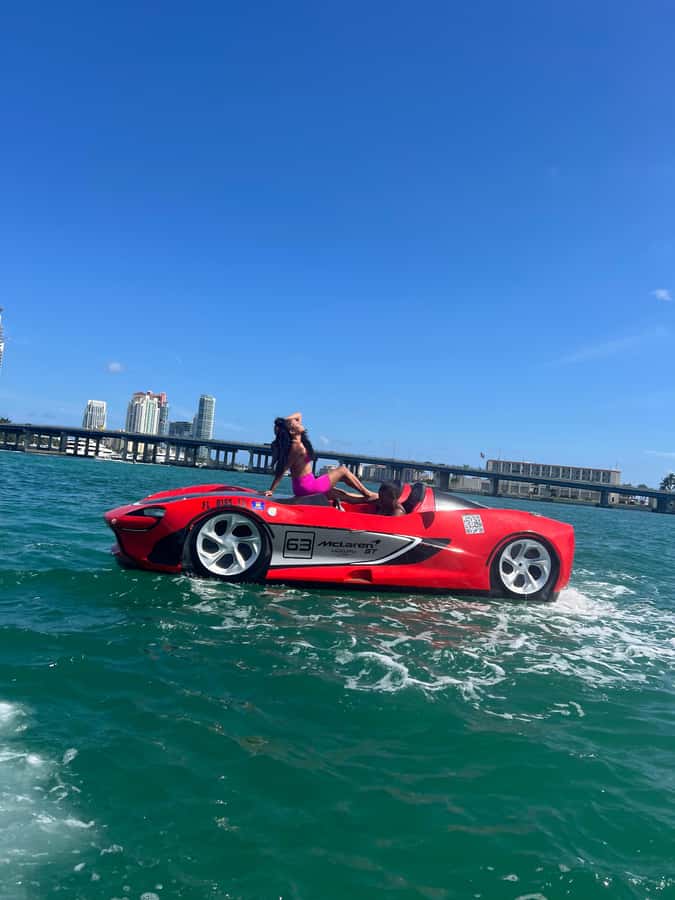 Miami Beach: 1 Hour Jetcar Rentals & 30min Celeb Boat Tour - Booking details worth checking first
