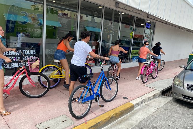Miami Beach Bicycle Rental - Seeing the Art Deco District by bicycle