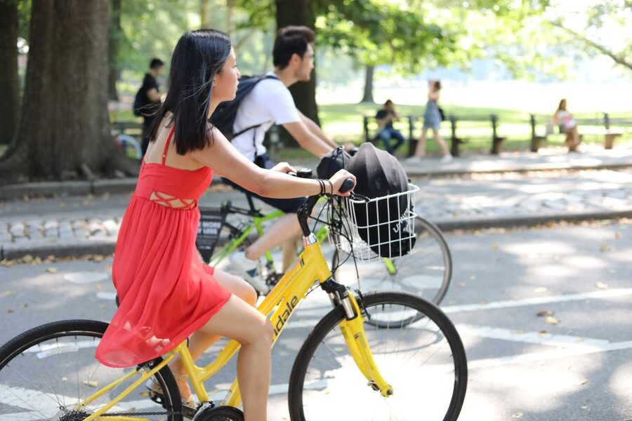 Miami Beach: Bike or eBike Rental with Map - Following the path to South Pointe Pier