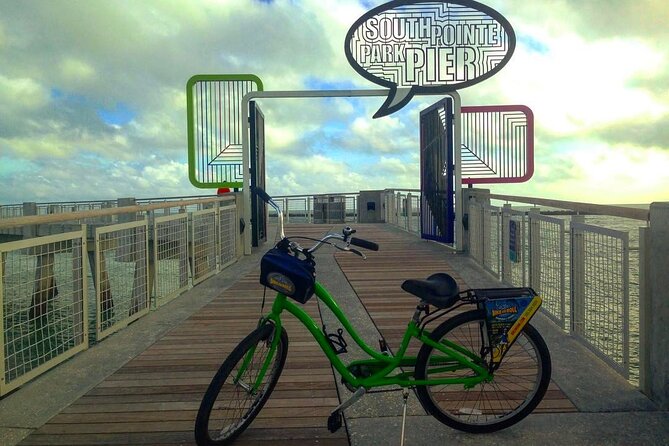 Miami Beach Bike Tour - Art at The Bass and the beachfront ride