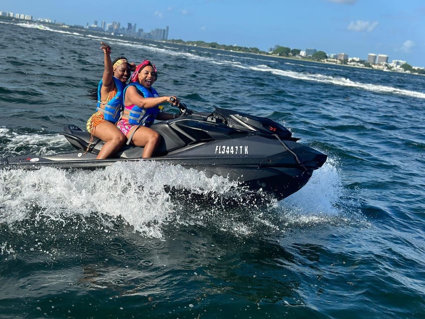 Miami Beach: Boat Ride and Jet Ski Rental - Who should book this Miami Beach outing?