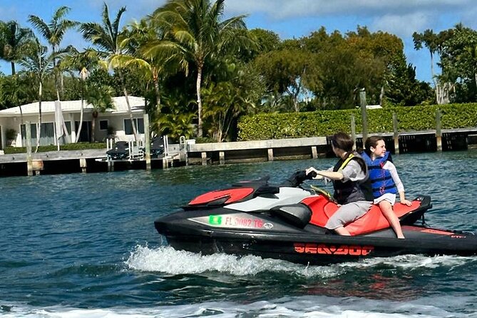 Miami Beach Jetcar - Taking the controls on Miami’s water