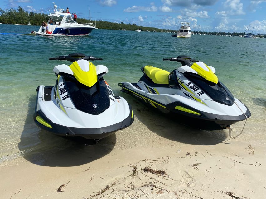 Miami Beach Jetskis + Free Boat Ride - Finding the correct Collins Avenue meeting point