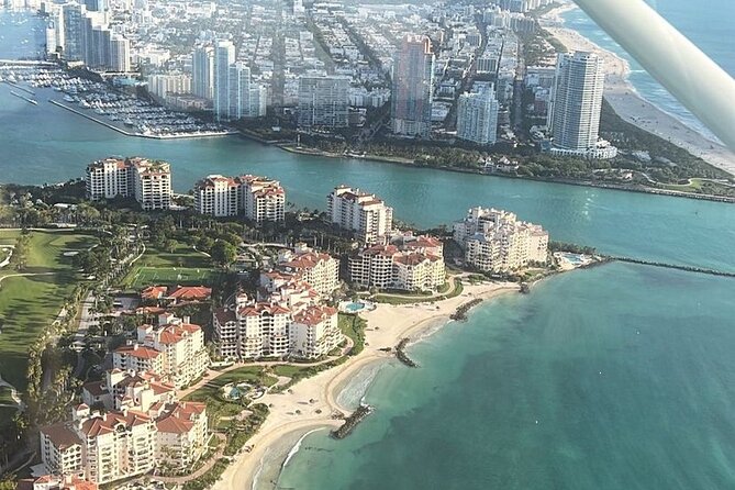 Miami Beach: Luxury Plane Tour with Free Champagne - Getting to the meeting point